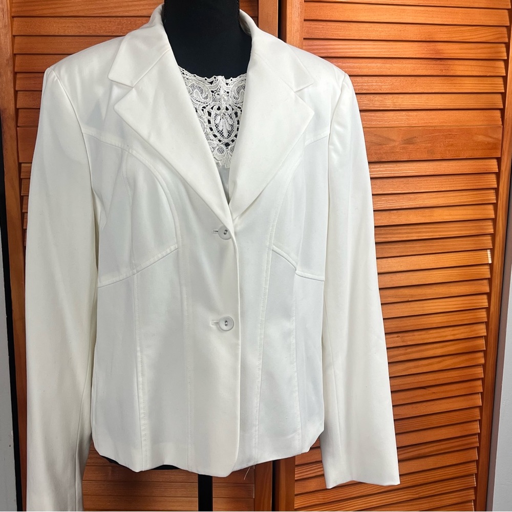 Worthington Works Ivory Blazer - Picture 3 of 6